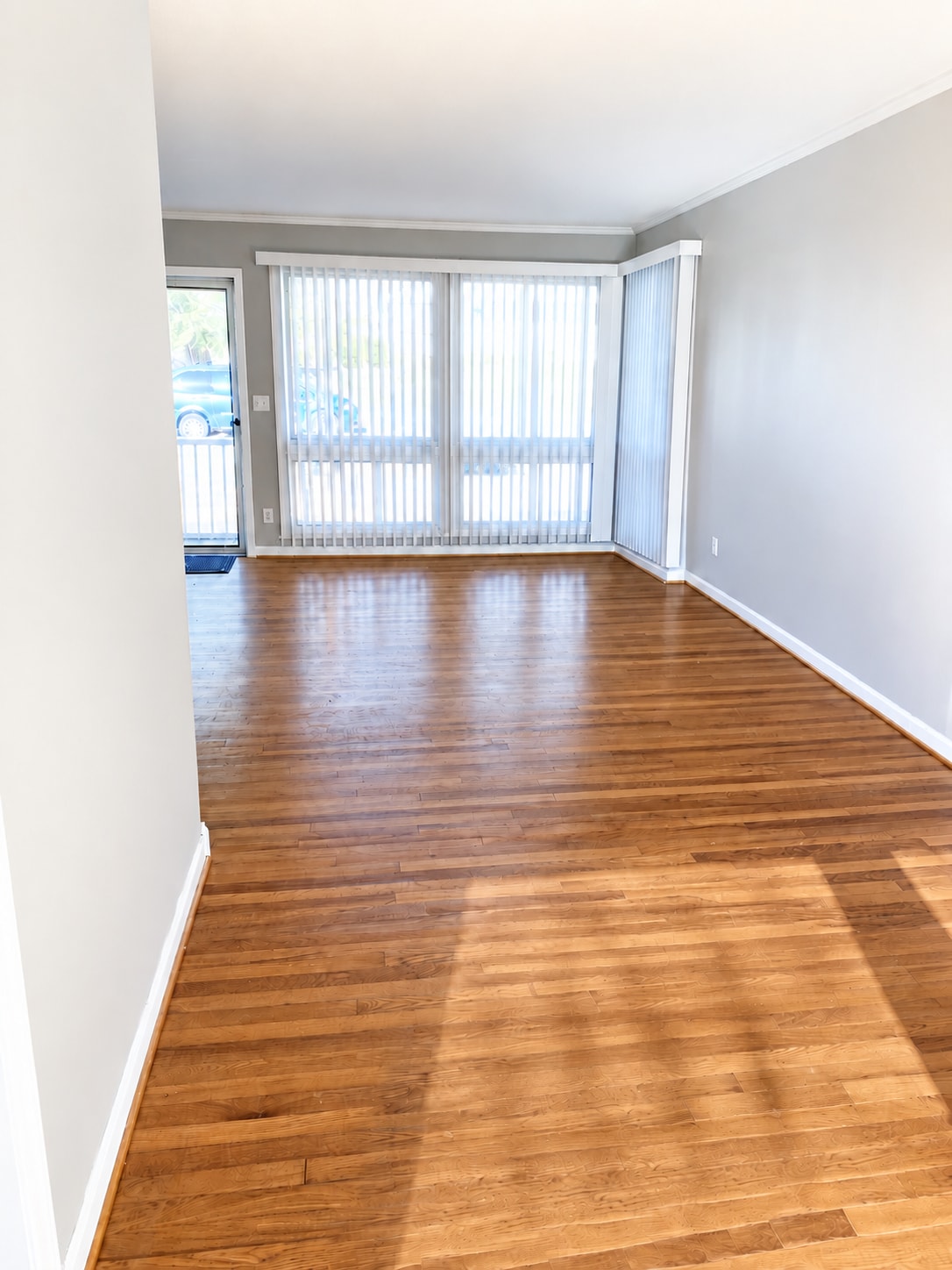Building Photo - 2525 Netherwood Dr