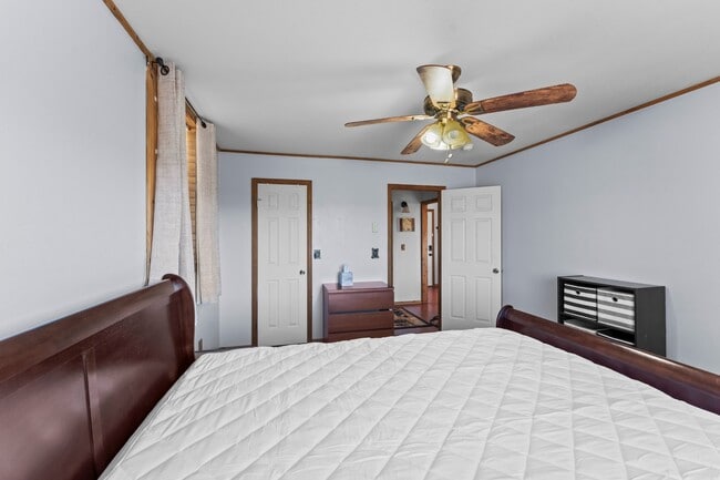 Building Photo - 108 Southgate Rd