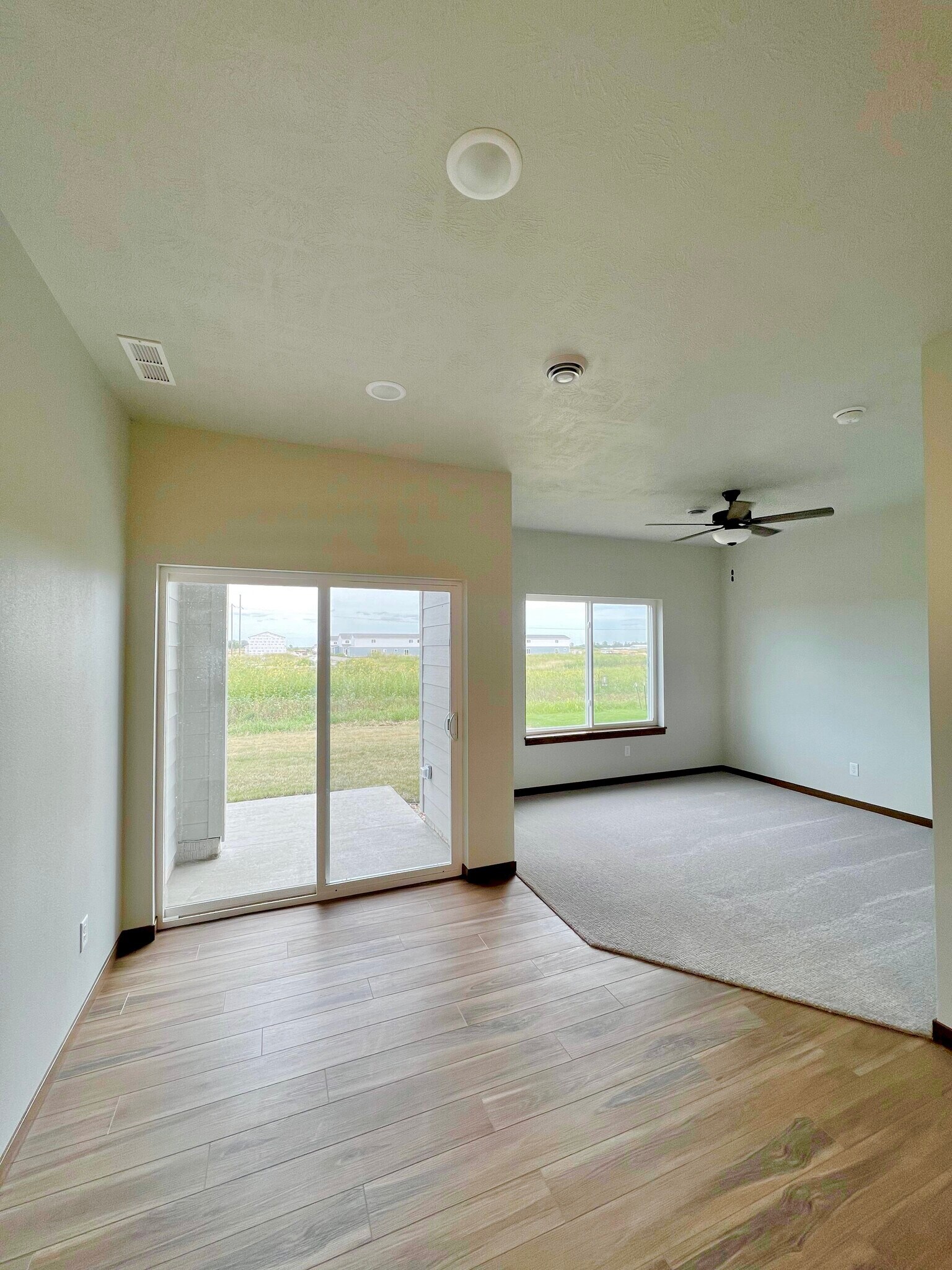 Building Photo - 5104 S Dubuque Ave