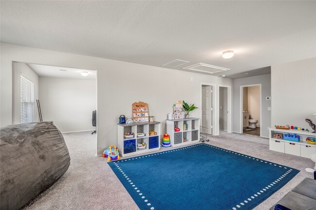 Building Photo - 210 Bellewood Mnr Dr