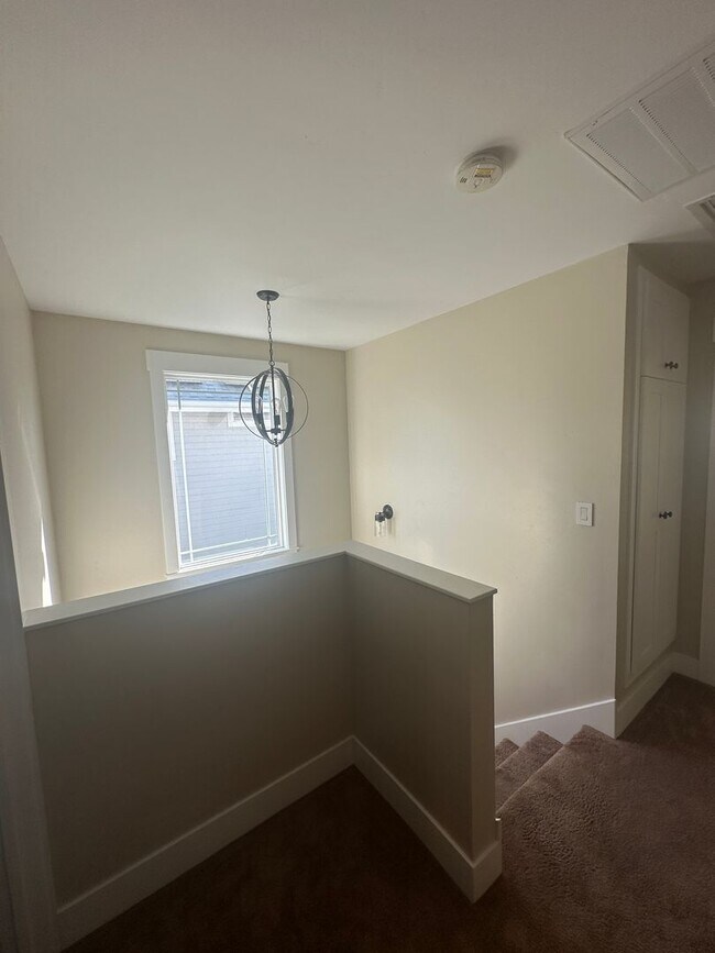 Building Photo - Charming Home in Winters, CA