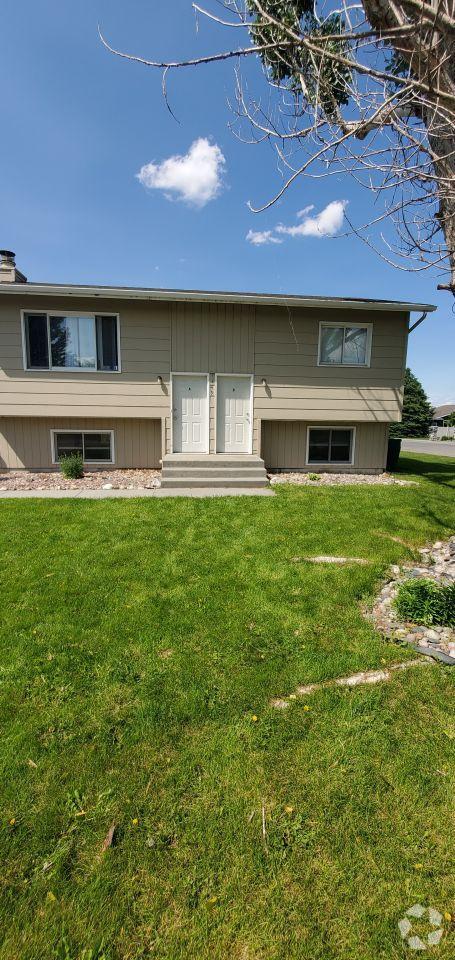 Building Photo - 2 bedroom in Billings MT 59105