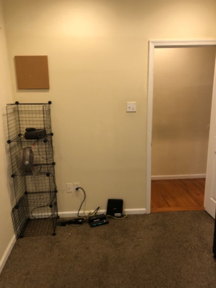 Building Photo - 1528 Willington St