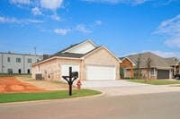 Building Photo - 4909 Misty Wood Ln