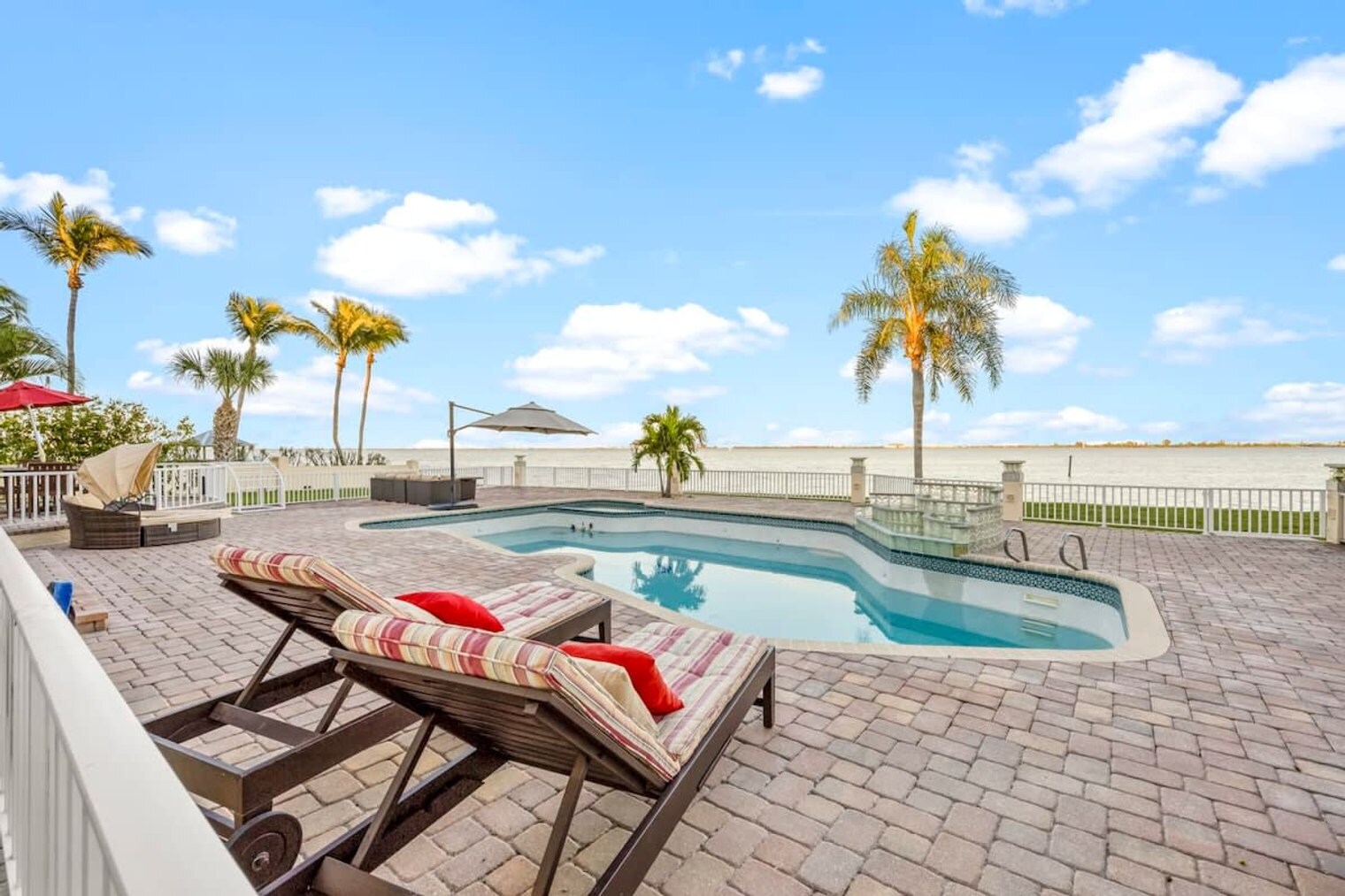 Building Photo - 8130 S Tropical Trail