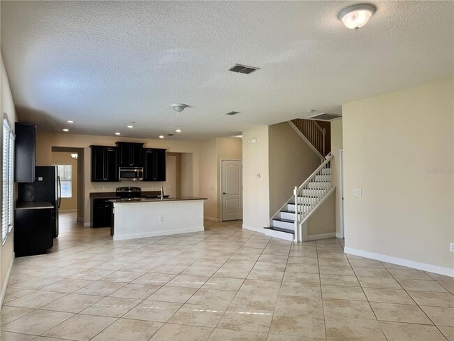 Building Photo - 2262 Romanum Dr