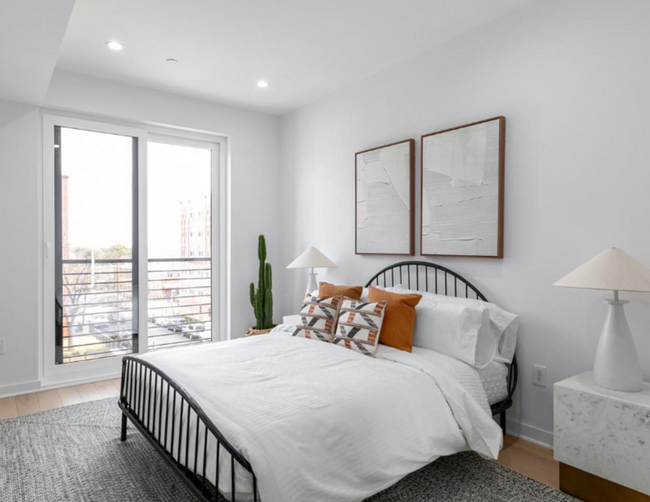 Building Photo - Stylish & Sophisticated in Shepherd Park!