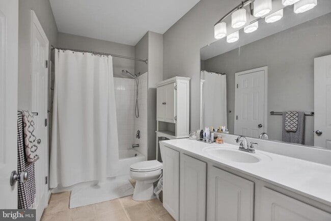 Building Photo - 42480 Rockrose Square