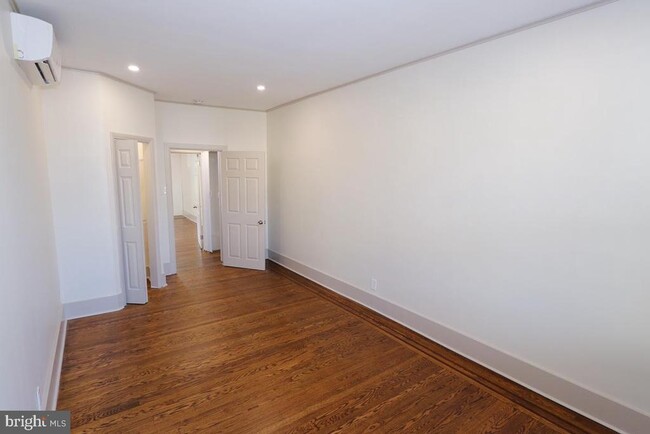 Building Photo - 314 Huntingdon Pike