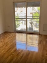 Building Photo - 1833 Phelan Pl