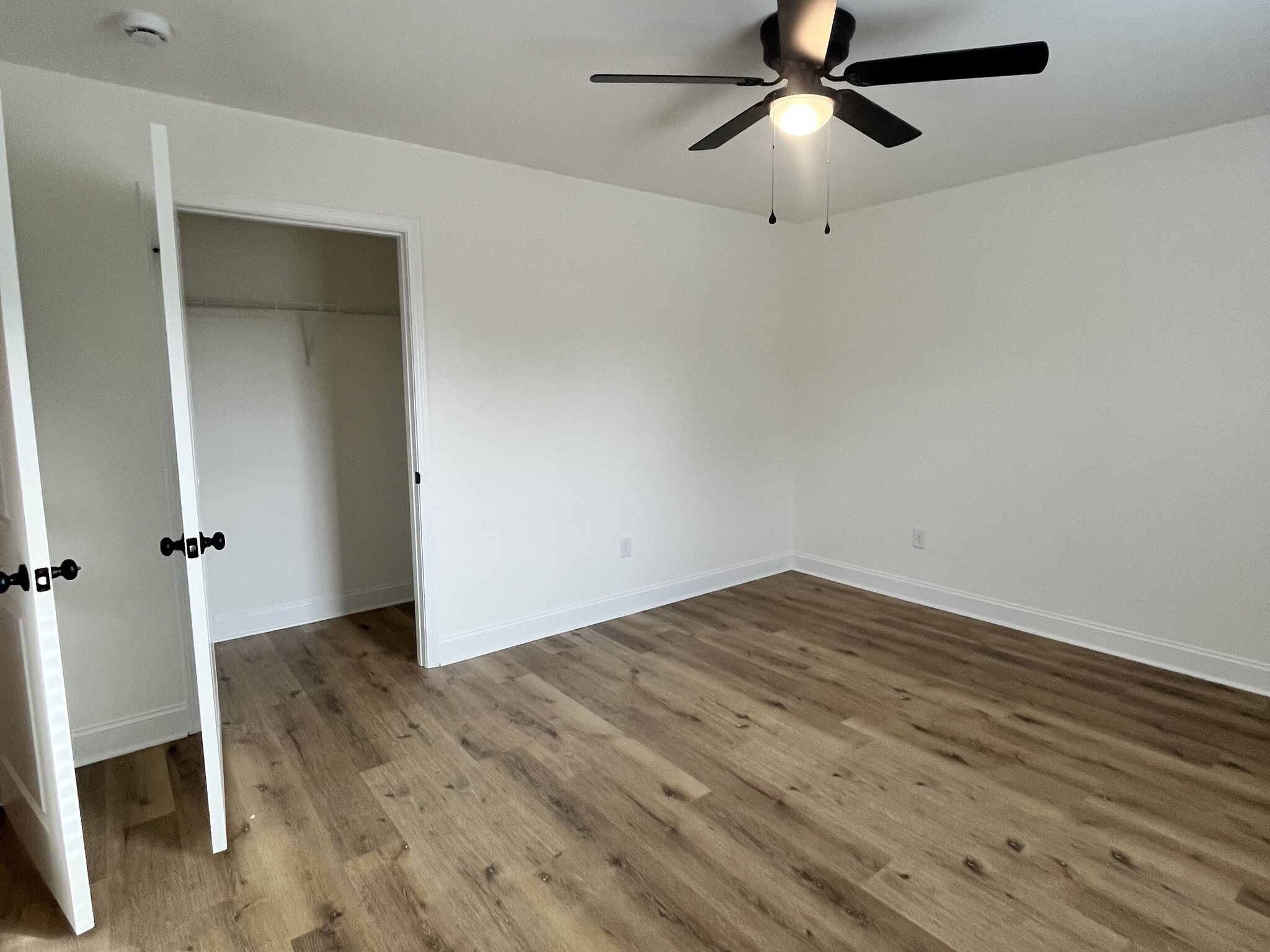 Building Photo - 121 Otis St