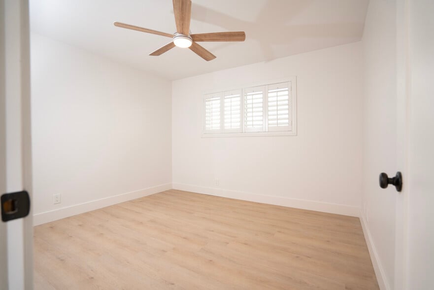 Building Photo - 522 17th St