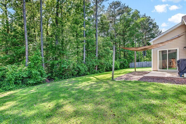 Building Photo - Modern 3 Bedroom Home Near Beaches & Boat Ramp