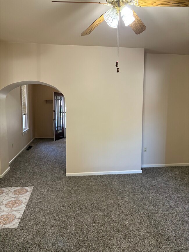 Building Photo - 311 Oakland Ave