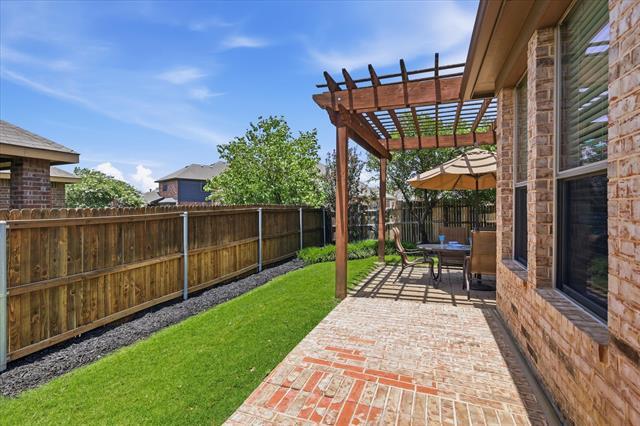 Building Photo - 3421 Beekman Dr