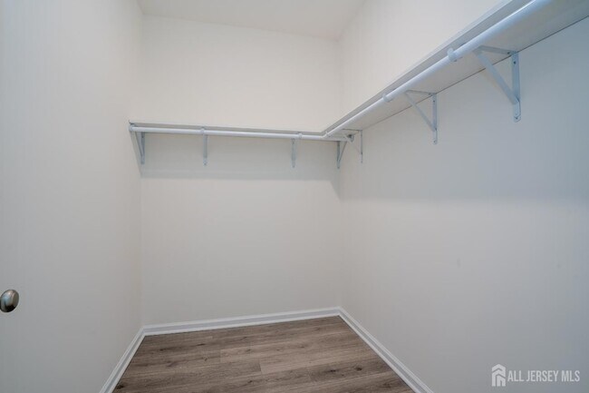 Building Photo - 3403 Jordan Dr