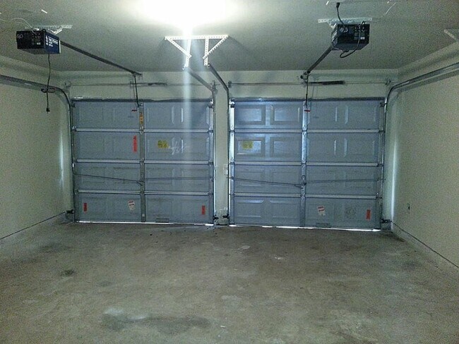 Building Photo - 6719 Lower Arrow Dr