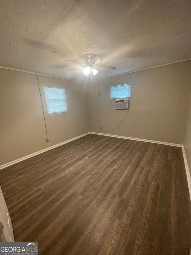 Building Photo - 3620 Earl St