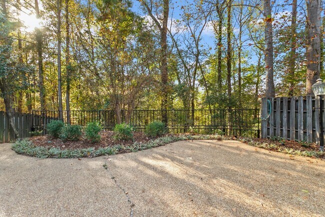 Building Photo - Verner School Zone - Fox Ridge Subdivision