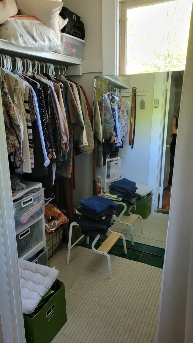 Building Photo - 511 Cleveland St