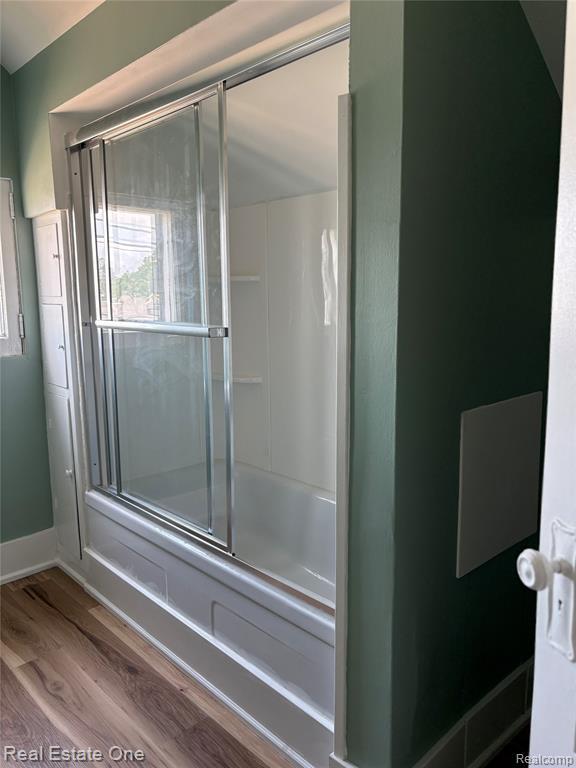 Building Photo - 319 W Parent Ave