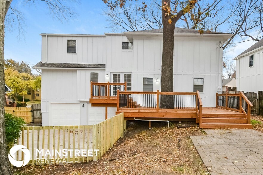 Building Photo - 12727 W 101st St