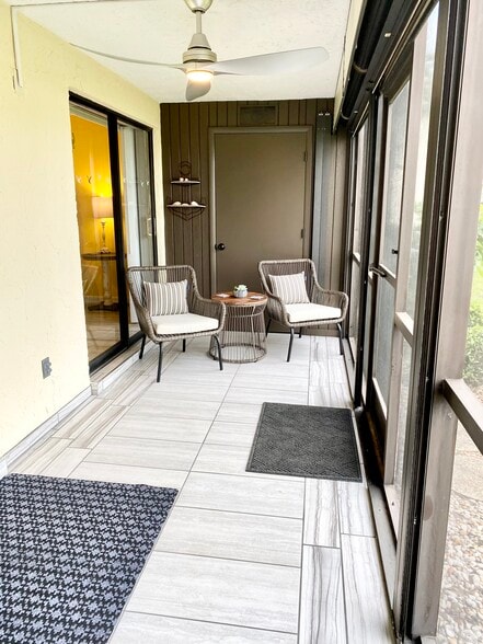 Building Photo - 150 Englewood Isles Pky