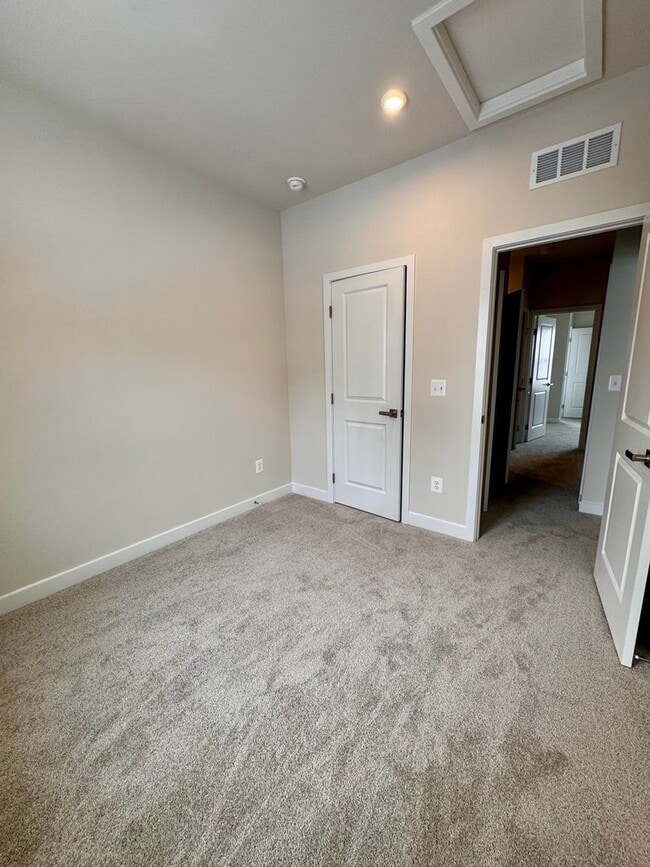 Building Photo - Brand New Townhouse in Wingate Subdivision