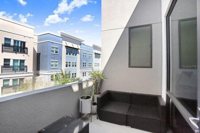 Building Photo - 2511 N Grady Ave