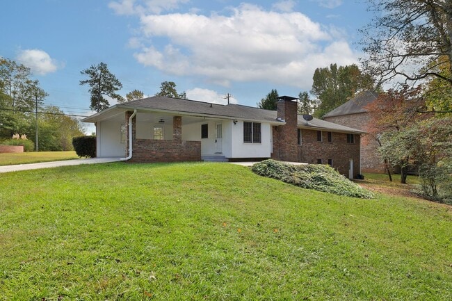 Building Photo - 5055 Cascade Rd