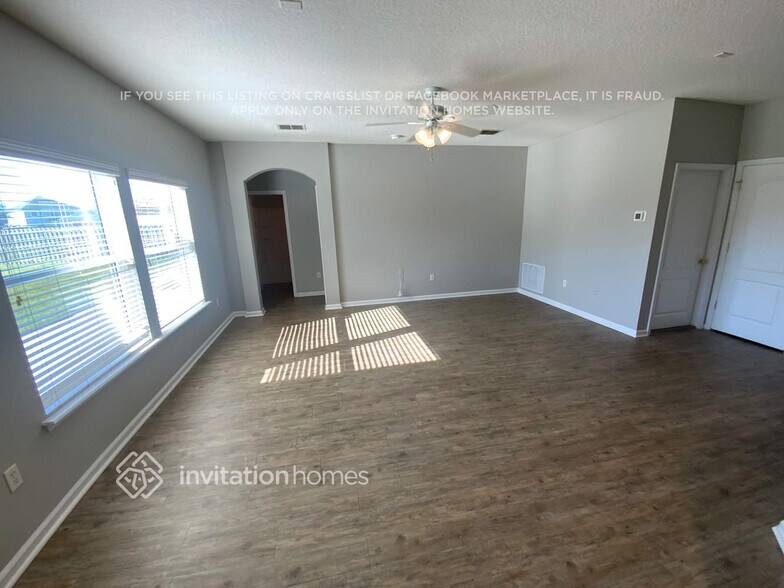 Building Photo - 2647 Oak Haven Dr