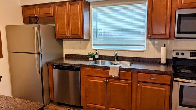 Building Photo - 31601 N Marginal Dr