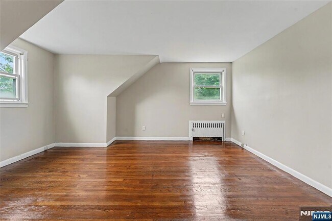 Building Photo - 203 Brinkerhoff St