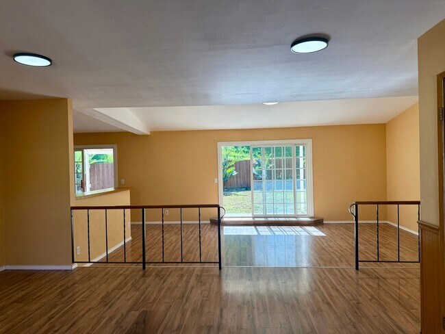 Building Photo - Spacious 4BD 2BA House With Perfect Private Backyard and Solar Panels  in Simi Valley