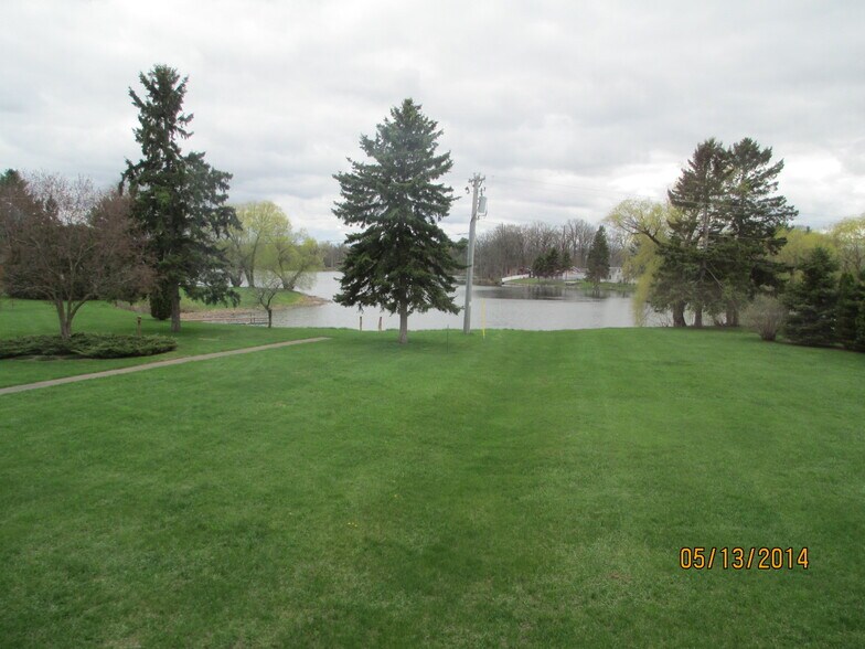 Building Photo - 2006 21 3/8 Street