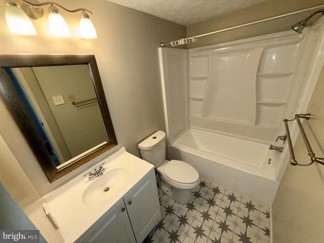 Building Photo - 19605 Kilcreggan Way