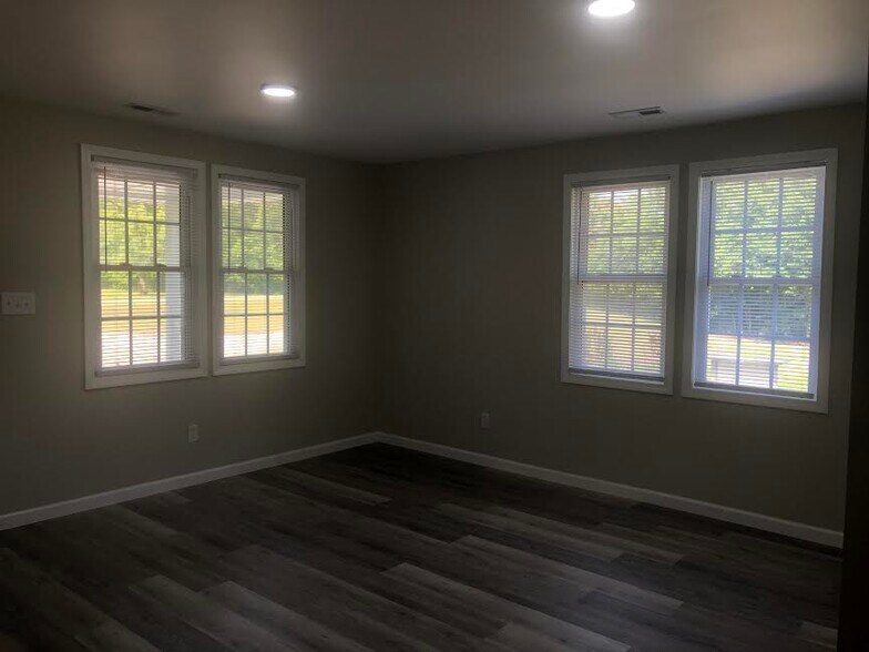 Living Room - 381 Big Hill Rd