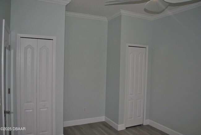 Building Photo - 128 Centennial Park Dr