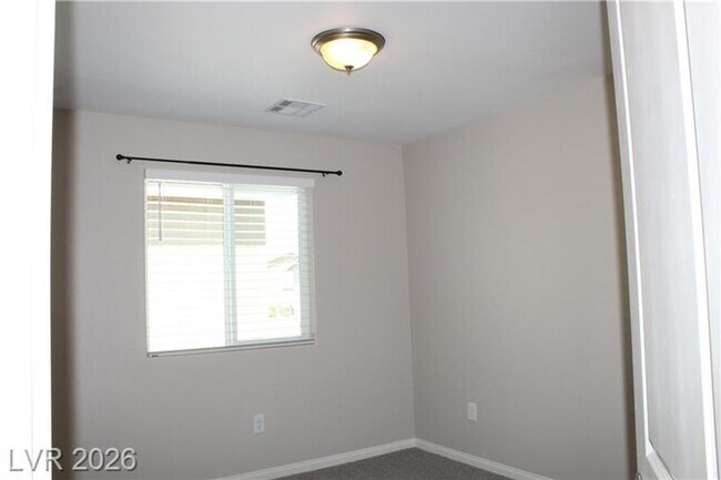 Building Photo - AMAZING 4 BEDROOM IN THE HEART OF ALIANTE