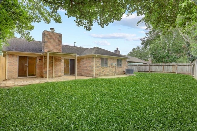 Building Photo - 3406 E Heatherock Cir