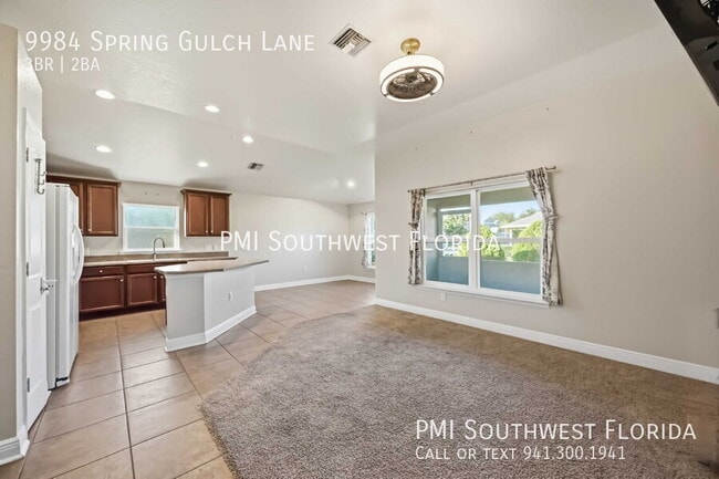 Building Photo - 9984 Spring Gulch Ln