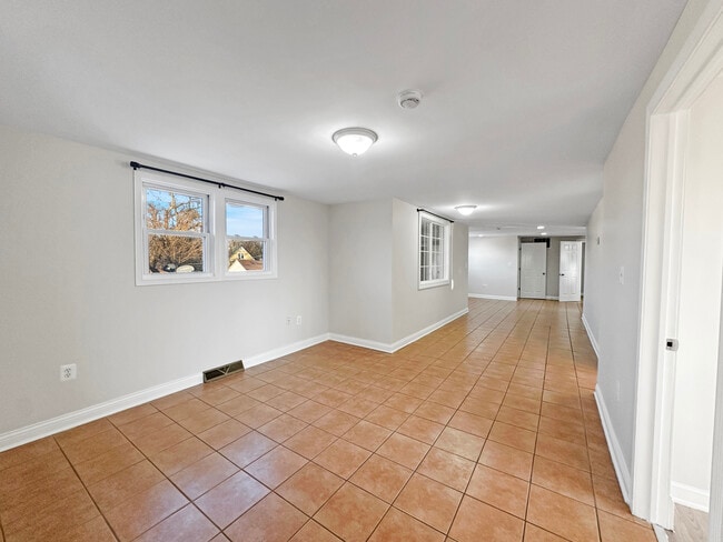 Building Photo - 3135 Chicago Rd