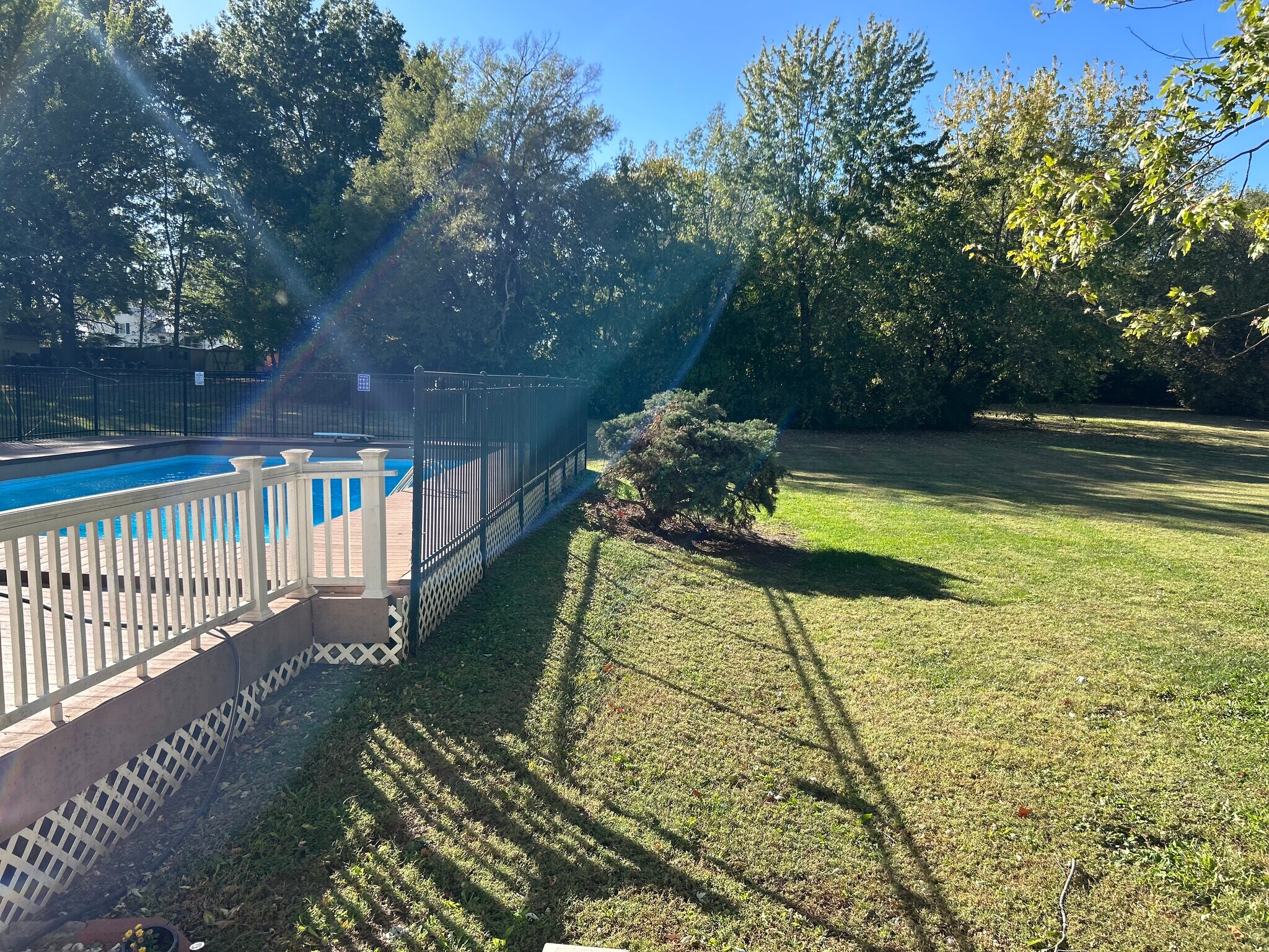 Building Photo - 1205 N Parker St