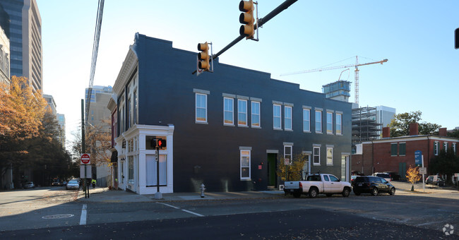 Building Photo - 501-503 E Main St