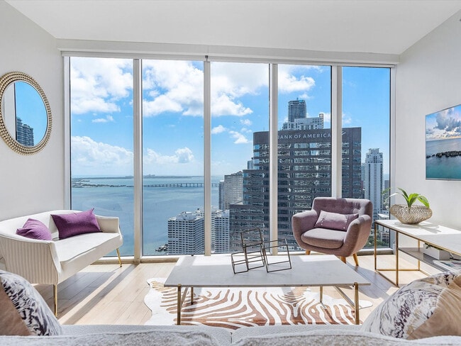 Building Photo - 485 Brickell Ave