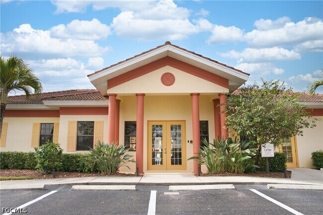 Building Photo - 13730 Julias Way