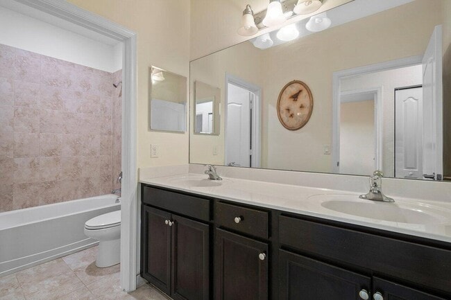 Building Photo - 5643 Sandbirch Wy