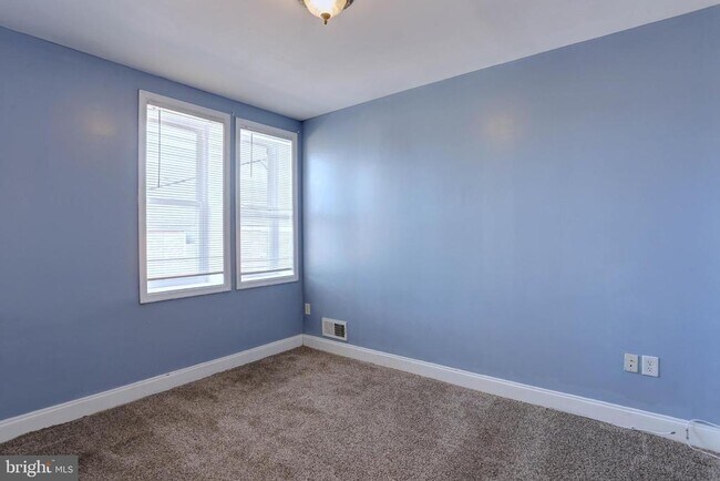 Building Photo - 3706 Harlem Ave