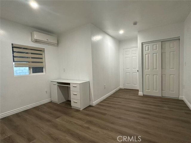 Building Photo - 3044 Hodges Ave