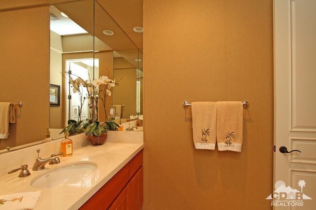 Building Photo - 48594 Vista Palomino